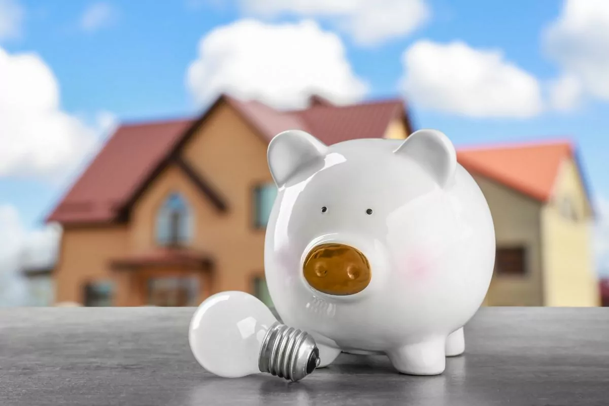 Picture for article How to Save Electric at Home: 25 Practical Money-Saving Tips